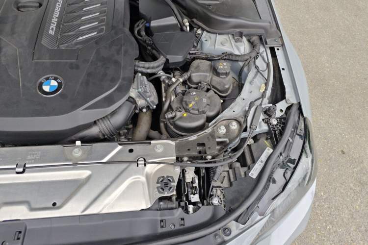 Used BMW 2 Series 2024 M240i Engine Bay Left