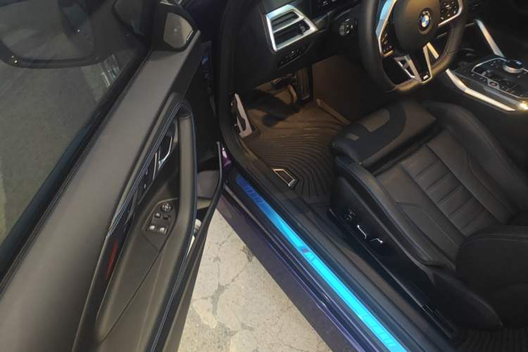 Used BMW 2 Series 2024 M240i Driver Seat