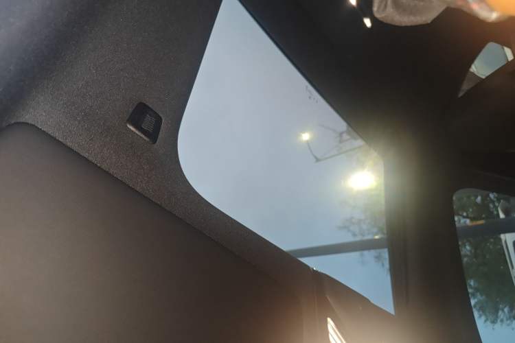 Used BMW 2 Series 2024 M240i Headliner