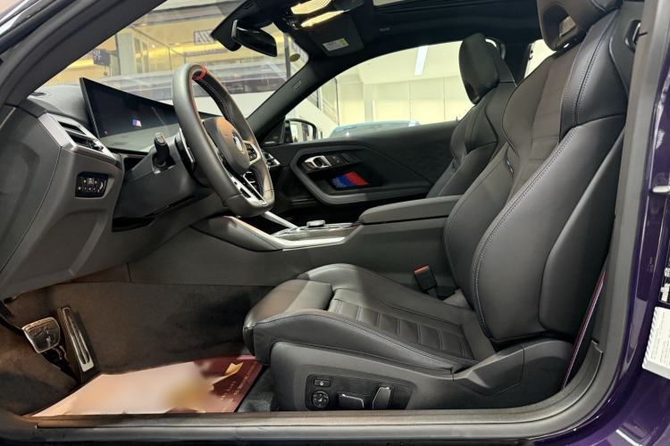 Used BMW 2 Series 2024 M240i Interior 5