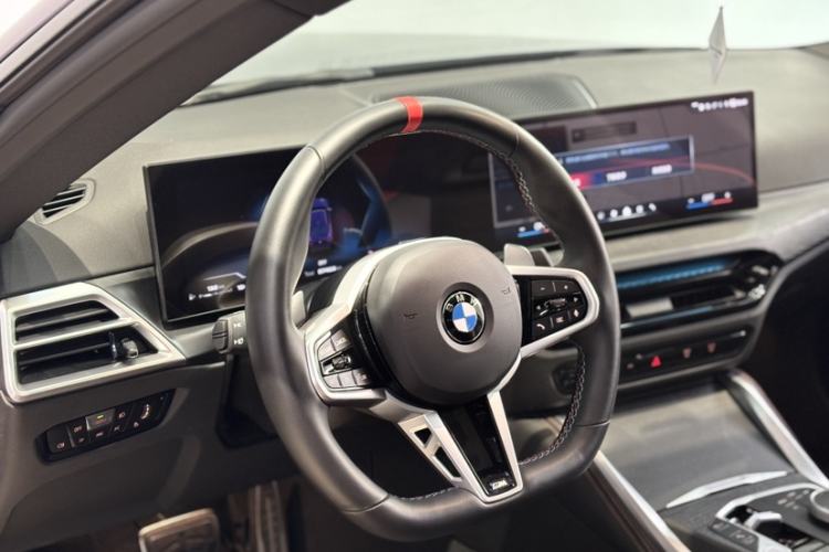 Used BMW 2 Series 2024 M240i Interior 6