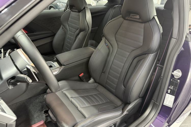 Used BMW 2 Series 2024 M240i Interior 6