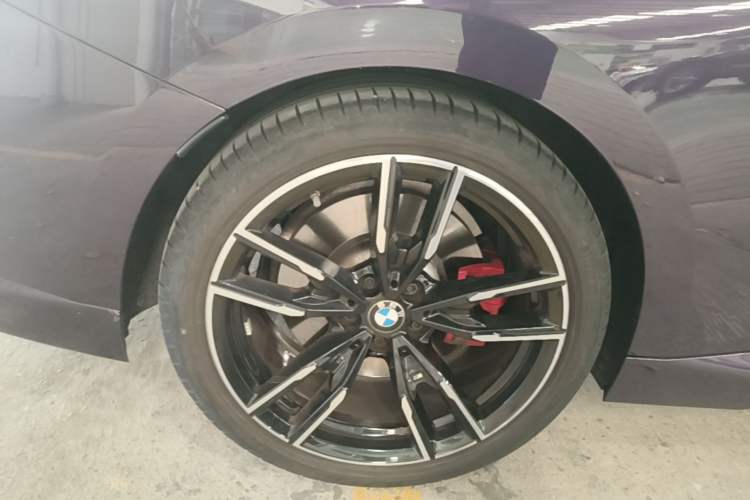 Used BMW 2 Series 2024 M240i Right Rear Wheel Hub