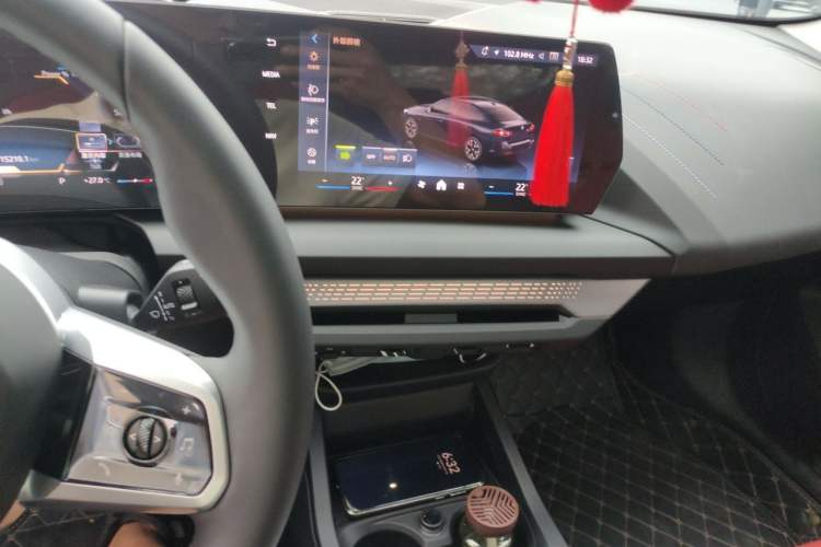 Used BMW 2 Series 2025 225L M Sport Night Edition Package Audio And AC Panel