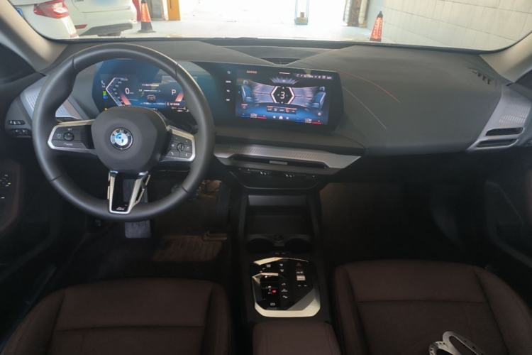 Used BMW 2 Series 2025 225L M Sport Package Center Console