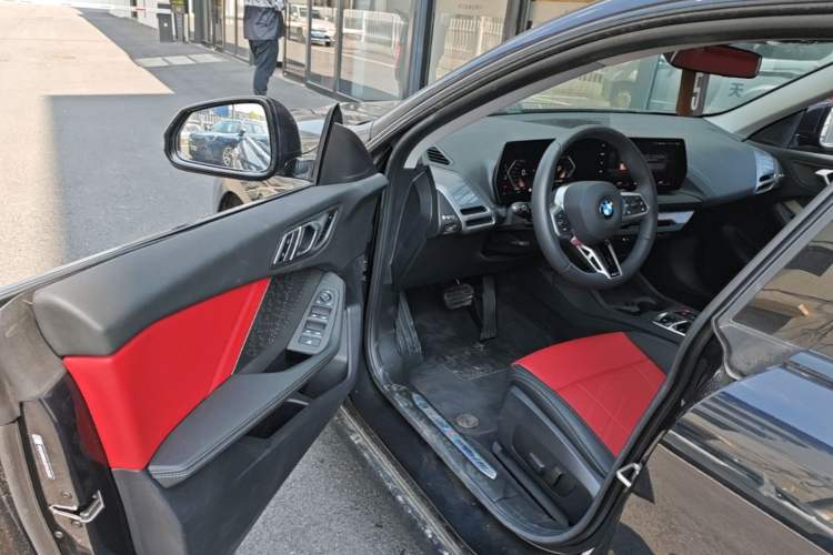 Used BMW 2 Series 2025 225L M Sport Package Driver Seat