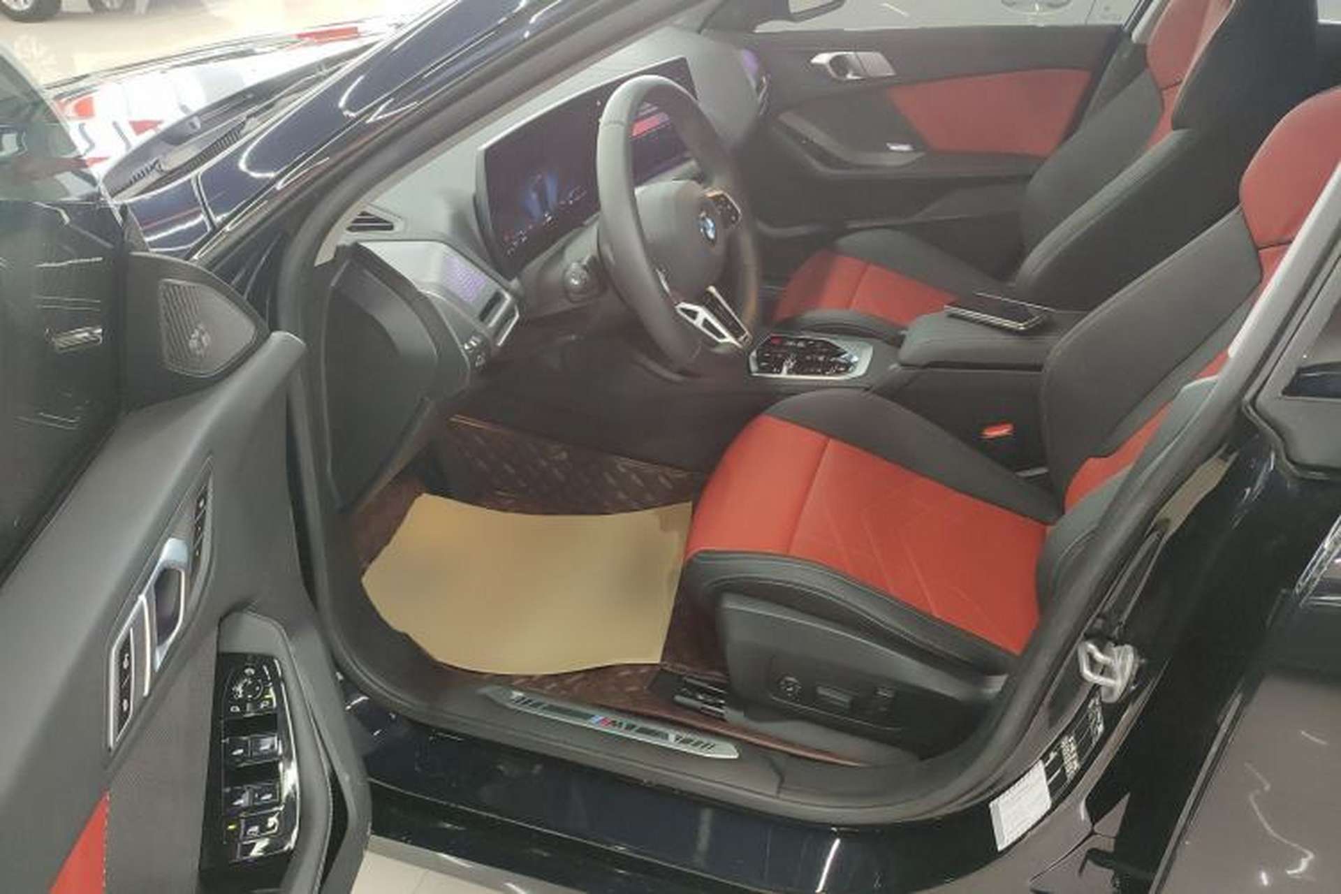 Used BMW 2 Series 2025 225L M Sport Night Edition Package Driver Seat