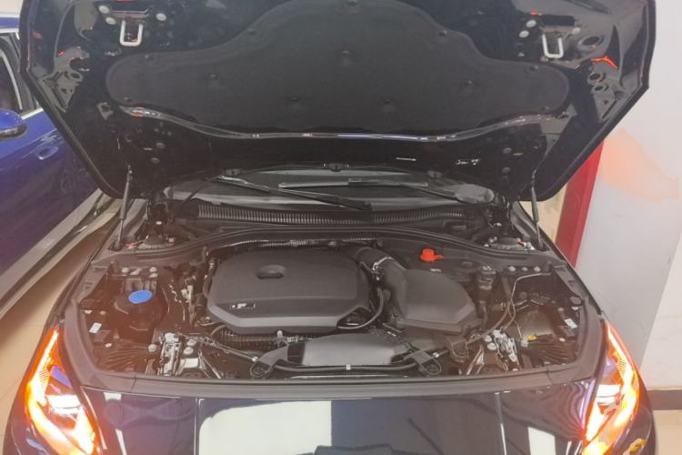 Used BMW 2 Series 2025 225L M Sport Night Edition Package Engine Bay