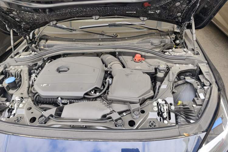 Used BMW 2 Series 2025 225L M Sport Night Edition Package Engine Bay