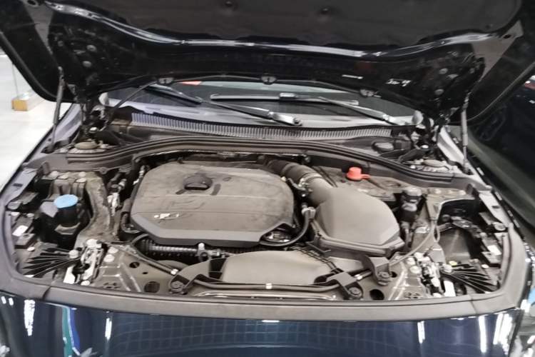 Used BMW 2 Series 2025 225L M Sport Night Edition Package Engine Bay