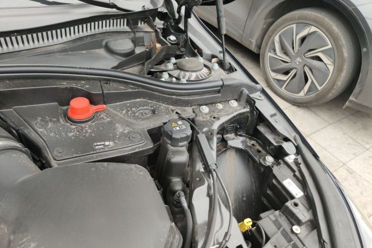 Used BMW 2 Series 2025 225L M Sport Night Edition Package Engine Bay Left
