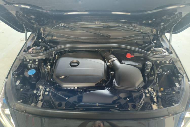 Used BMW 2 Series 2025 225L M Sport Package Engine Bay