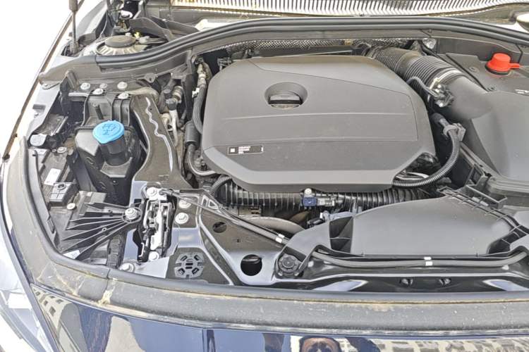 Used BMW 2 Series 2025 225L M Sport Package Engine Bay Right