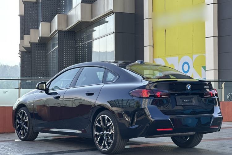 Used BMW 2 Series 2025 225L M Sport Night Edition Package Exterior 4
