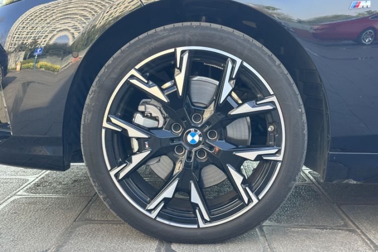Used BMW 2 Series 2025 225L M Sport Night Edition Package Exterior 5