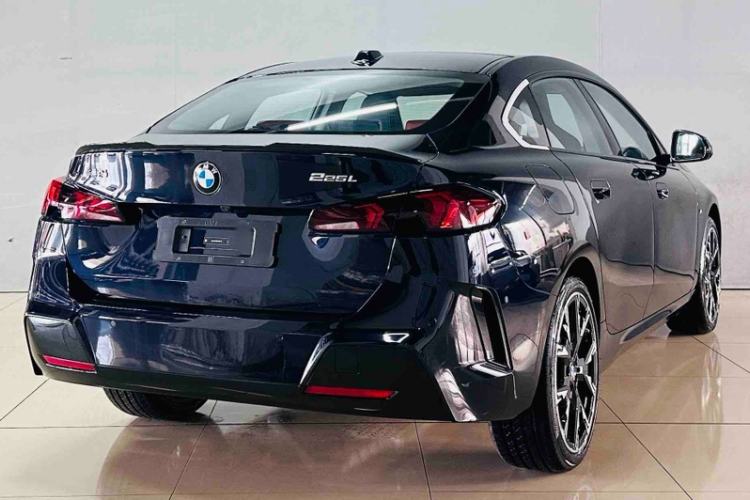 Used BMW 2 Series 2025 225L M Sport Package Exterior 5