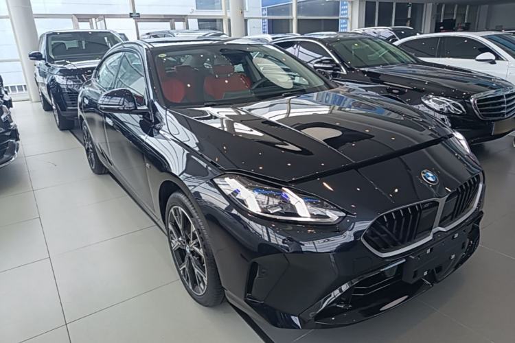 Used BMW 2 Series 2025 225L M Sport Package Front Right 45 Deg