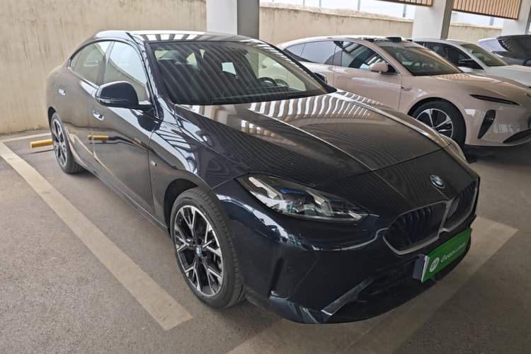 Used BMW 2 Series 2025 225L M Sport Package Front Right 45 Deg