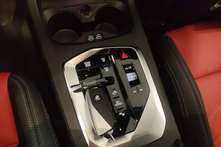 Used BMW 2 Series 2025 225L M Sport Night Edition Package Gear Lever