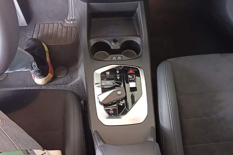 Used BMW 2 Series 2025 225L M Sport Night Edition Package Gear Lever
