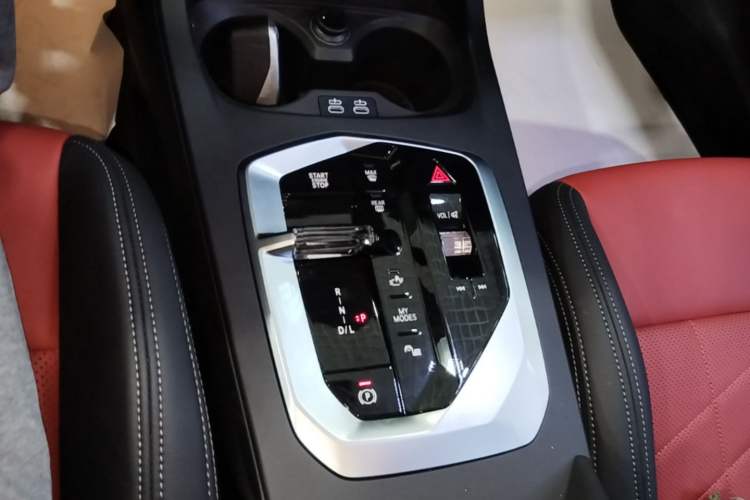 Used BMW 2 Series 2025 225L M Sport Night Edition Package Gear Lever