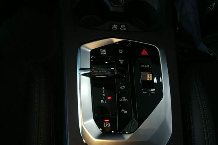 Used BMW 2 Series 2025 225L M Sport Night Edition Package Gear Lever