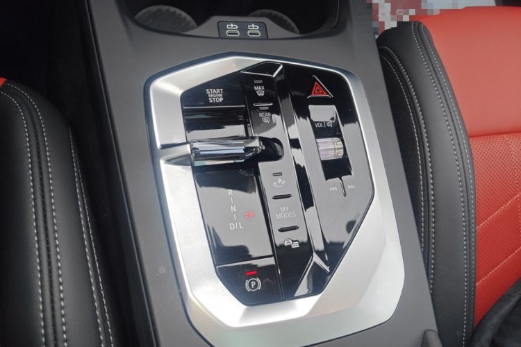 Used BMW 2 Series 2025 225L M Sport Night Edition Package Gear Lever