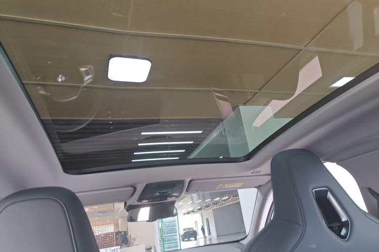 Used BMW 2 Series 2025 225L M Sport Night Edition Package Headliner