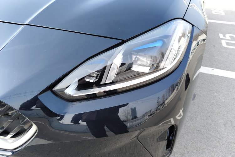 Used BMW 2 Series 2025 225L M Sport Package Left Front Headlight