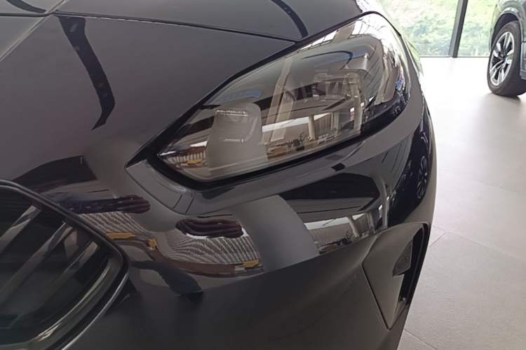 Used BMW 2 Series 2025 225L M Sport Night Edition Package Left Front Headlight