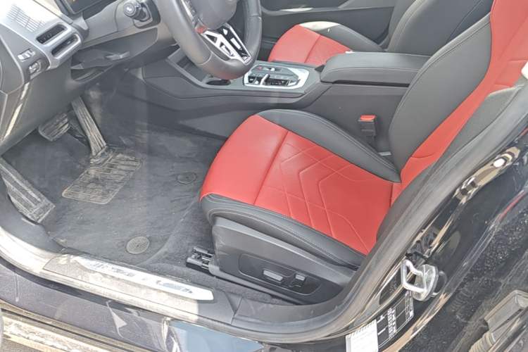 Used BMW 2 Series 2025 225L M Sport Package Left Front Seat