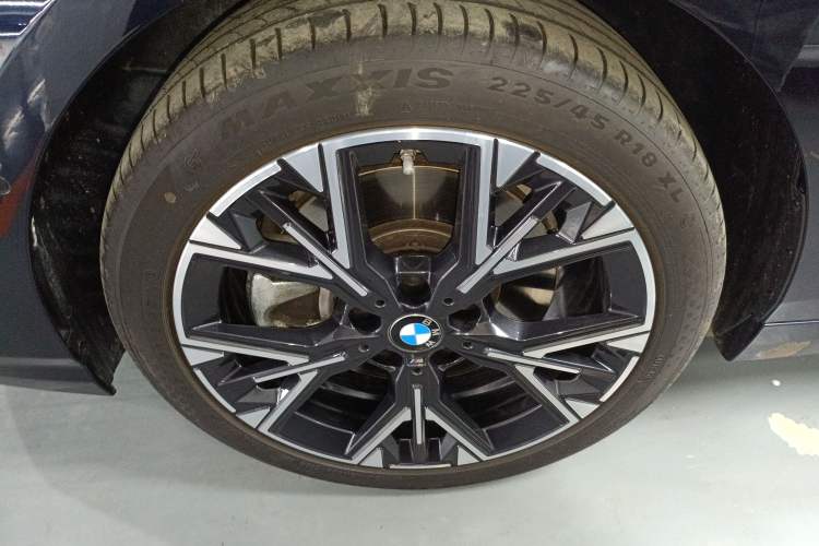 Used BMW 2 Series 2025 225L M Sport Package Left Front Wheel Hub