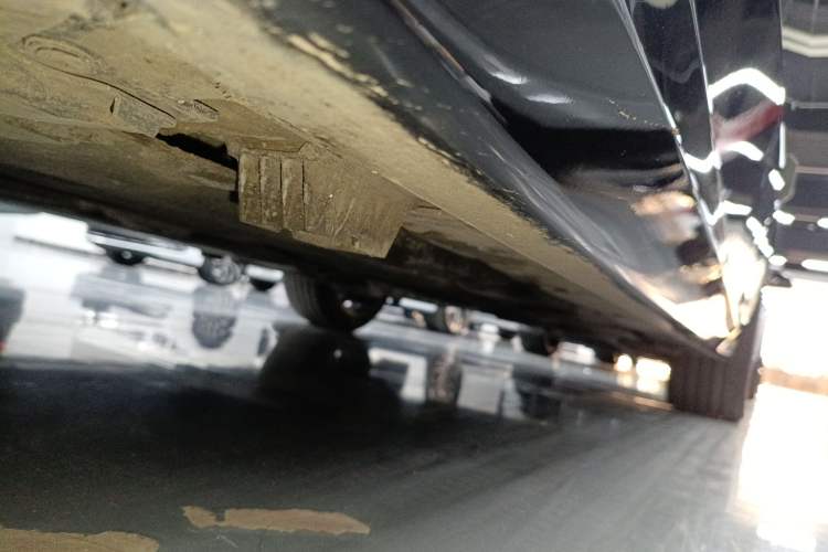 Used BMW 2 Series 2025 225L M Sport Package Left Side Sill