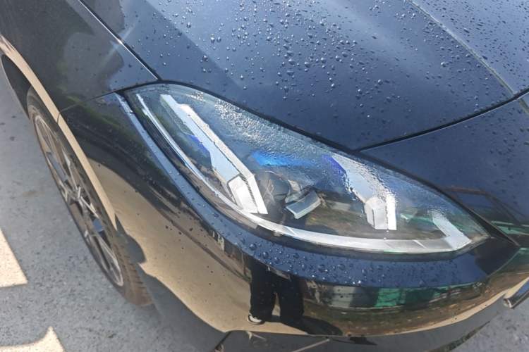 Used BMW 2 Series 2025 225L M Sport Package Right Front Headlight
