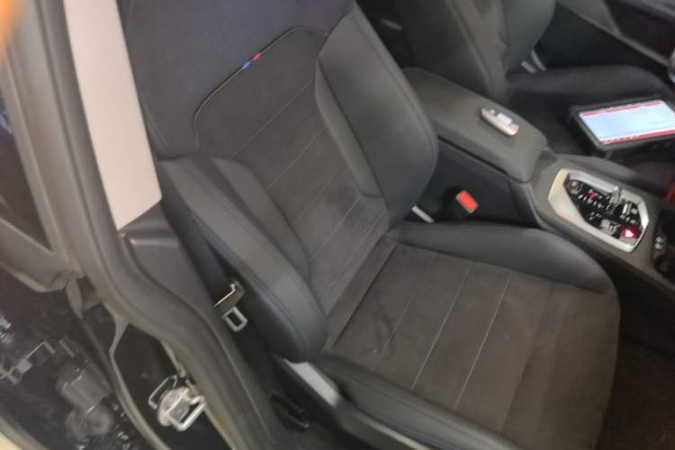 Used BMW 2 Series 2025 225L M Sport Night Edition Package Right Front Seat