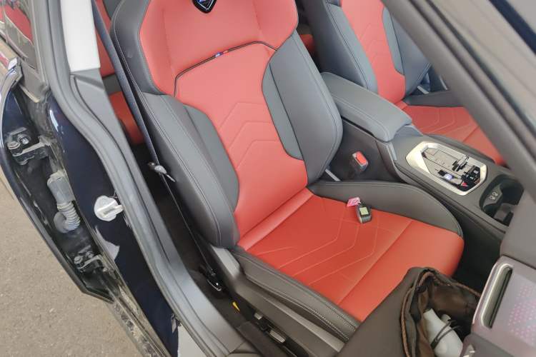 Used BMW 2 Series 2025 225L M Sport Night Edition Package Right Front Seat