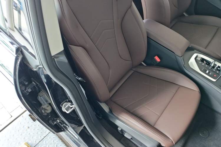 Used BMW 2 Series 2025 225L M Sport Package Right Front Seat