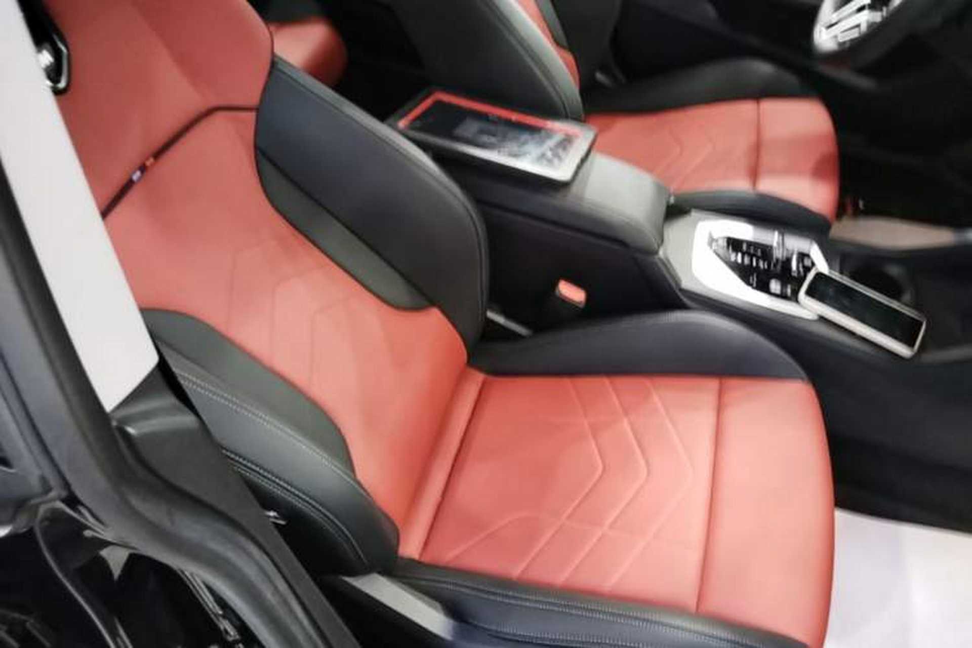 Used BMW 2 Series 2025 225L M Sport Night Edition Package Right Front Seat