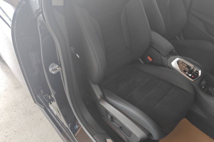 Used BMW 2 Series 2025 225L M Sport Night Edition Package Right Front Seat