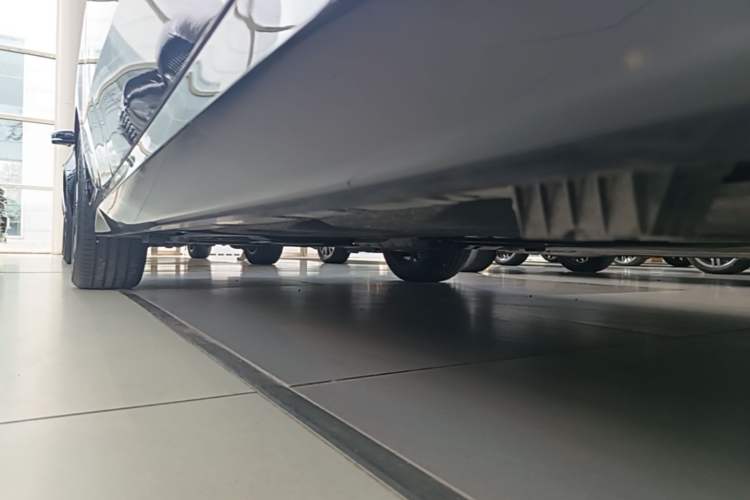 Used BMW 2 Series 2025 225L M Sport Package Right Side Sill
