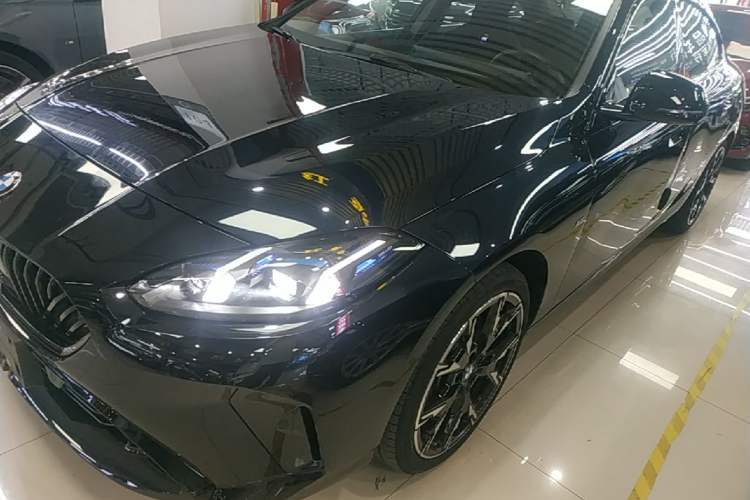 Used BMW 2 Series 2025 225L M Sport Night Edition Package Guazi used car, China used car export, Used car for sale, Used cars, Cheapest cars for sale