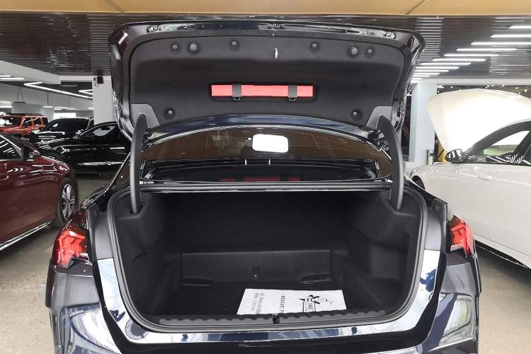 Used BMW 2 Series 2025 225L M Sport Night Edition Package Trunk