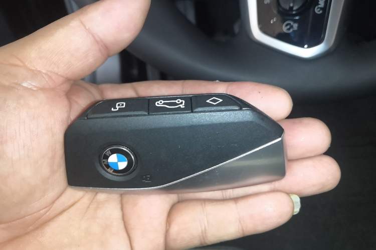 Used BMW 2 Series 2025 225L M Sport Night Edition Package Vehicle Key