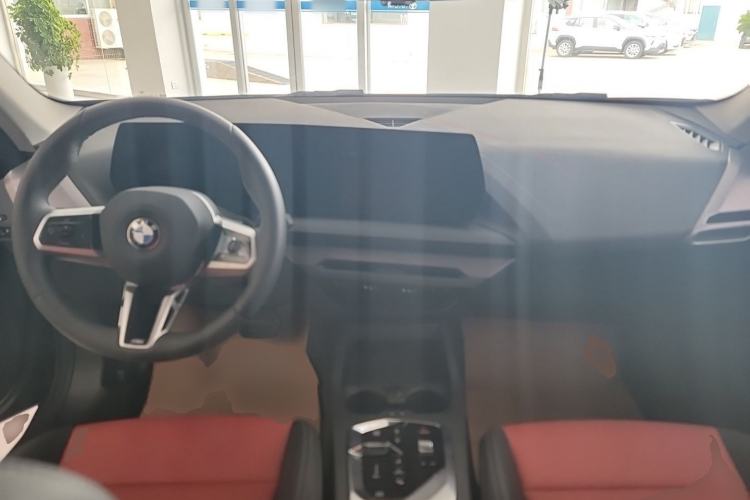Used BMW 2 Series 2025 225L M Sport Package Center Console