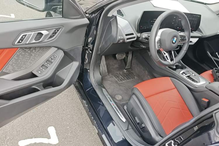 Used BMW 2 Series 2025 225L M Sport Package Driver Seat