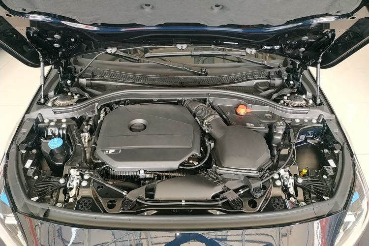 Used BMW 2 Series 2025 225L M Sport Package Engine Bay