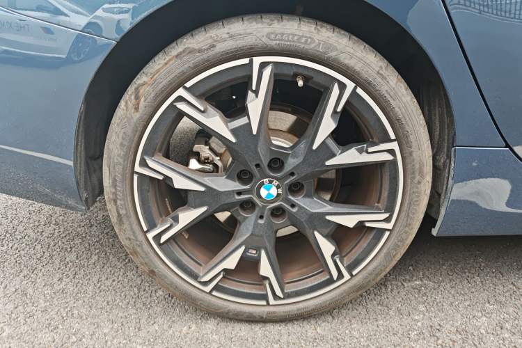 Used BMW 2 Series 2025 225L M Sport Night Edition Package Exterior 5