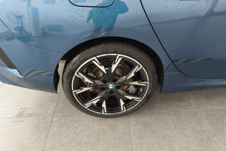 Used BMW 2 Series 2025 225L M Sport Night Edition Package Exterior 8