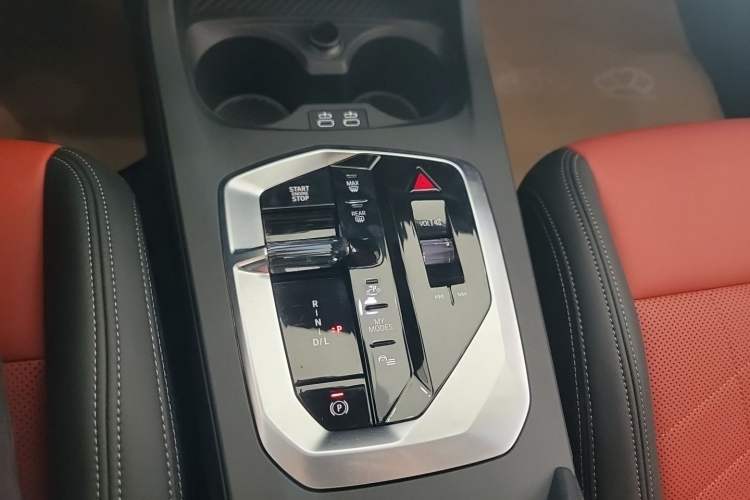 Used BMW 2 Series 2025 225L M Sport Package Gear Lever