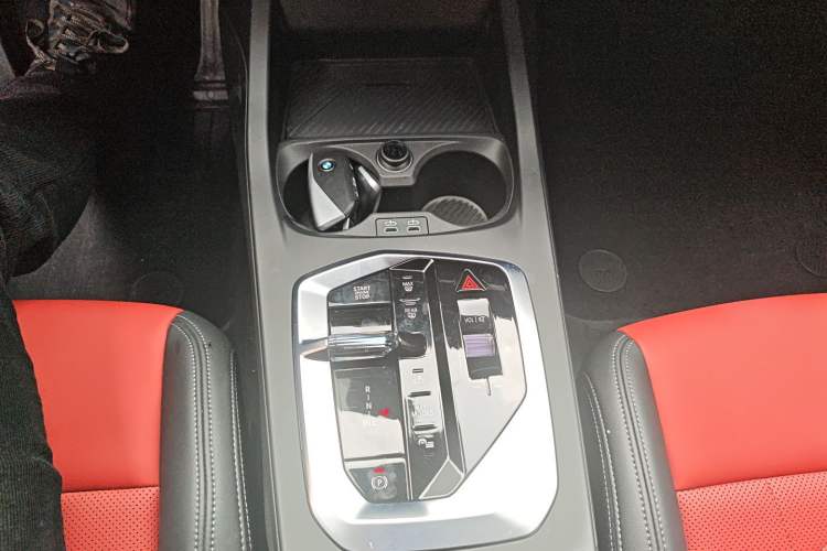 Used BMW 2 Series 2025 225L M Sport Night Edition Package Gear Lever